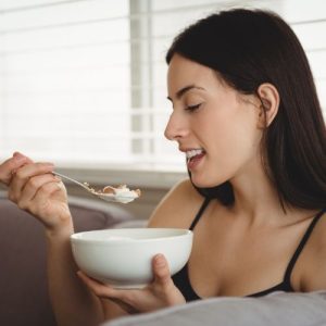 comer mientras tienes implantes