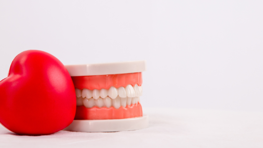 Relación entre salud bucodental y corazón